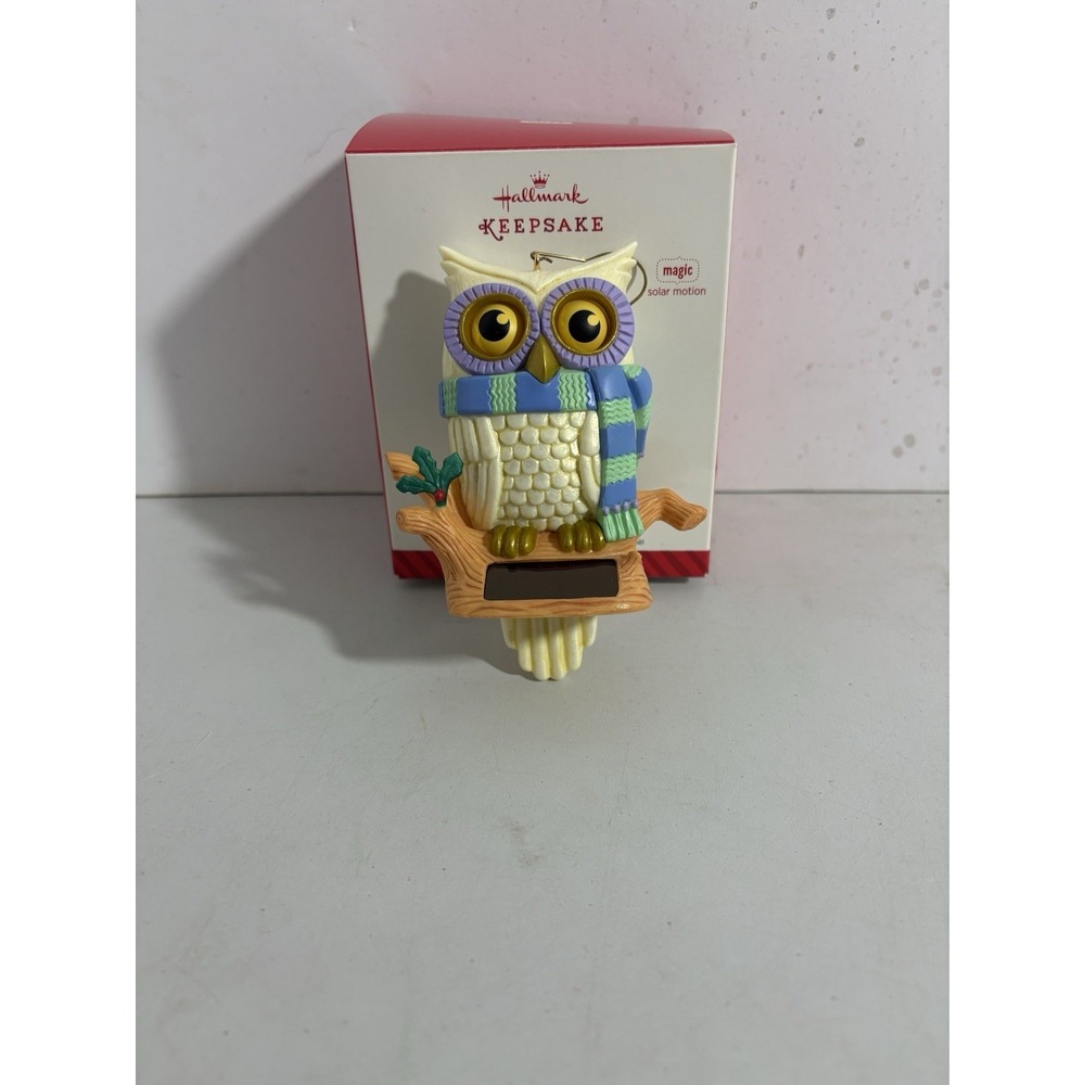 2014 Hallmark Whoooo's Watching Owl On Branch Magic Solar Motion Ornament